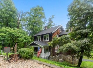 28 Inningwood Road, Ossining, NY 10562