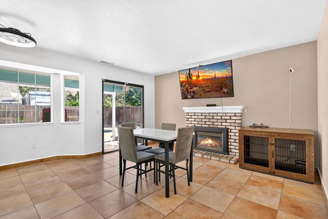 2501 Merle Ave, Modesto, CA 95355