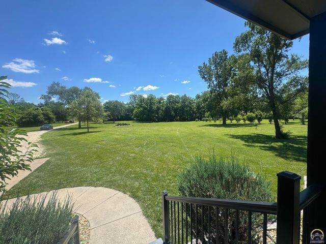 4415 SE West Edge RD, Topeka, KS 66609