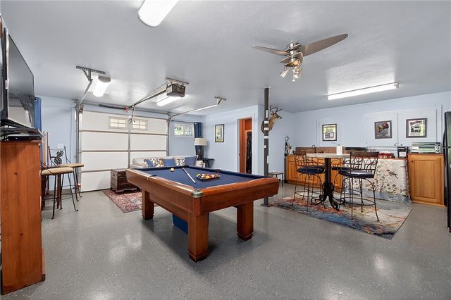 8252 Hickory Tree Lane, Rogers, AR 72756