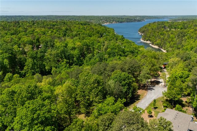 8252 Hickory Tree Lane, Rogers, AR 72756