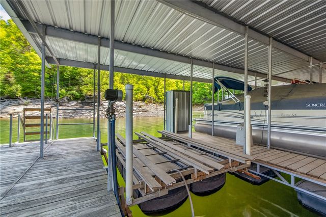 8252 Hickory Tree Lane, Rogers, AR 72756