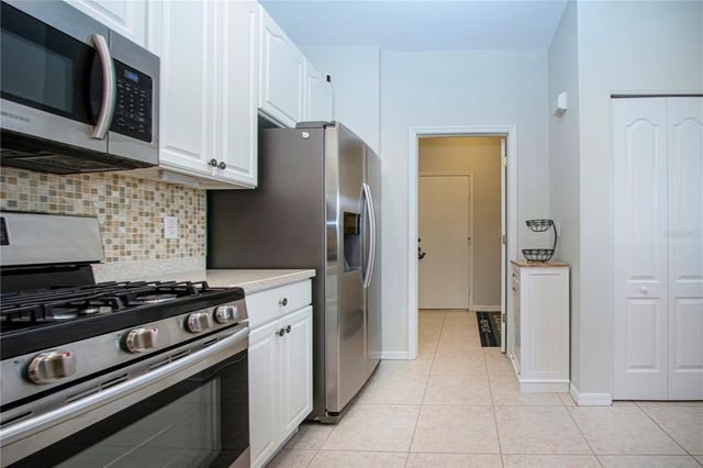 1205 HUNTINGTON GREENS DRIVE, Sun City Center, FL 33573
