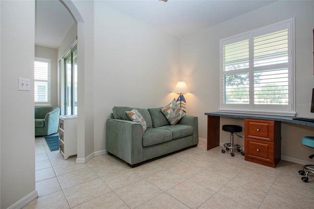 1205 HUNTINGTON GREENS DRIVE, Sun City Center, FL 33573