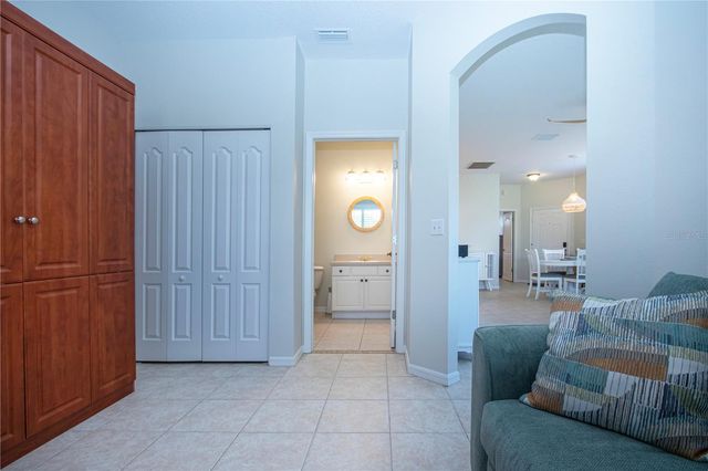 1205 HUNTINGTON GREENS DRIVE, Sun City Center, FL 33573
