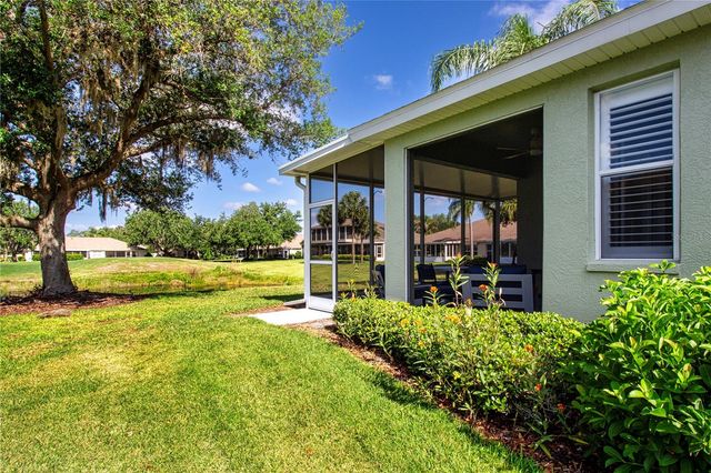 1205 HUNTINGTON GREENS DRIVE, Sun City Center, FL 33573