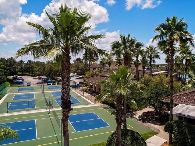 1205 HUNTINGTON GREENS DRIVE, Sun City Center, FL 33573