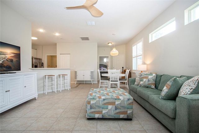 1205 HUNTINGTON GREENS DRIVE, Sun City Center, FL 33573
