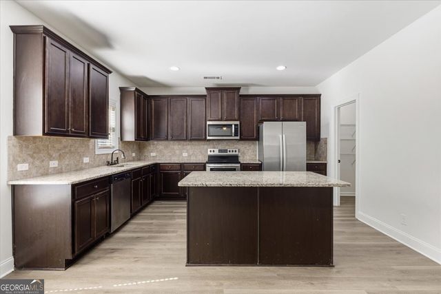 1078 Hartwell Road, Locust Grove, GA 30248