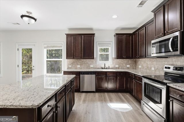 1078 Hartwell Road, Locust Grove, GA 30248