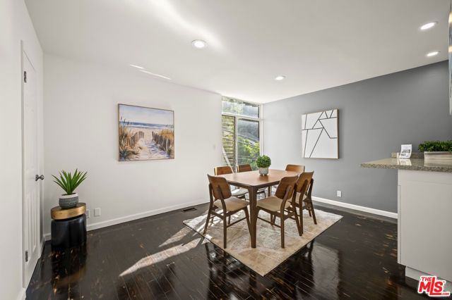 9827 Yoakum Drive, Beverly Hills, CA 90210