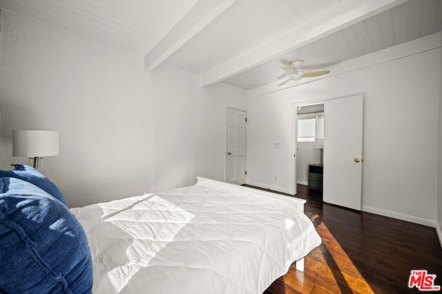 9827 Yoakum Drive, Beverly Hills, CA 90210