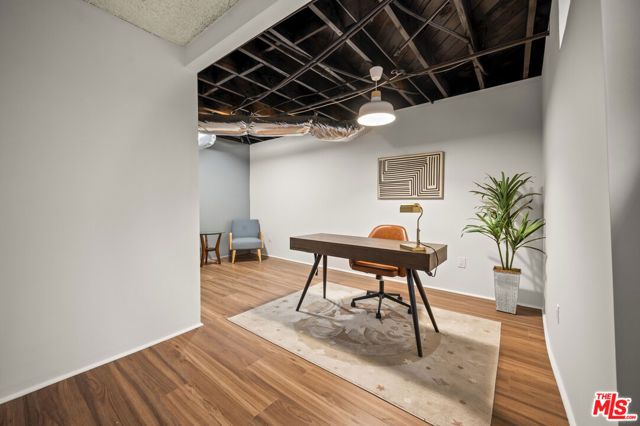 9827 Yoakum Drive, Beverly Hills, CA 90210