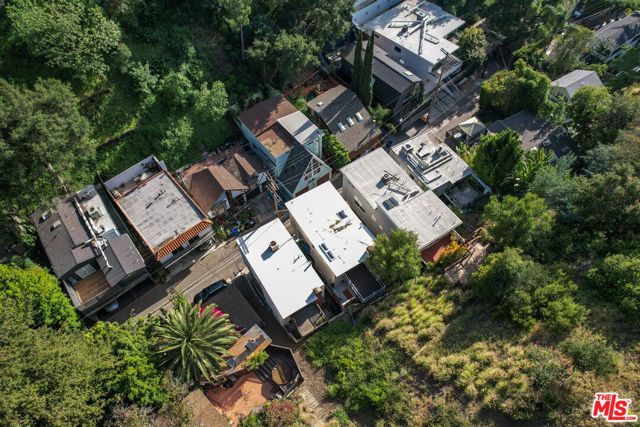 9827 Yoakum Drive, Beverly Hills, CA 90210