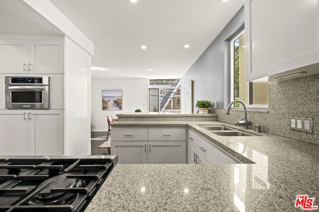 9827 Yoakum Drive, Beverly Hills, CA 90210