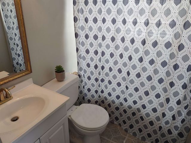 165 COLLEGE ST, Savannah, TN 38372