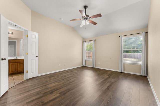 1005 Blackburn PL, Round Rock, TX 78665