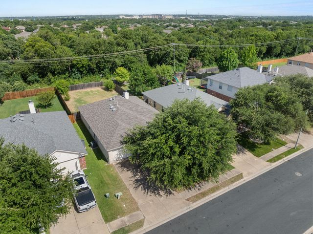 1005 Blackburn PL, Round Rock, TX 78665