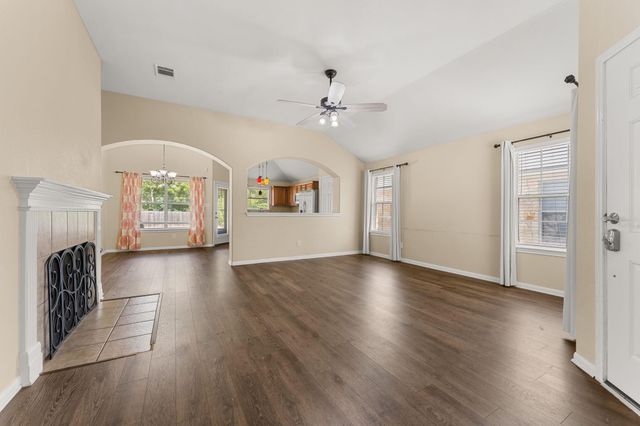 1005 Blackburn PL, Round Rock, TX 78665