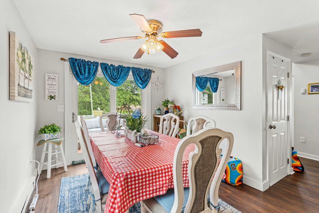 20 Richardson Drive R, Derry, NH 03038