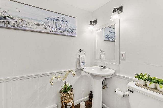 20 Richardson Drive R, Derry, NH 03038