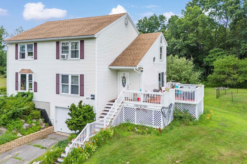 20 Richardson Drive R, Derry, NH 03038