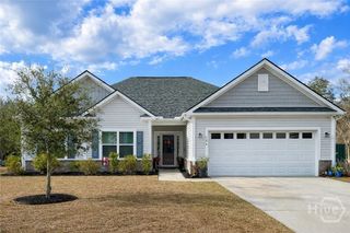 126 Minning Loop, Richmond Hill, GA 31324