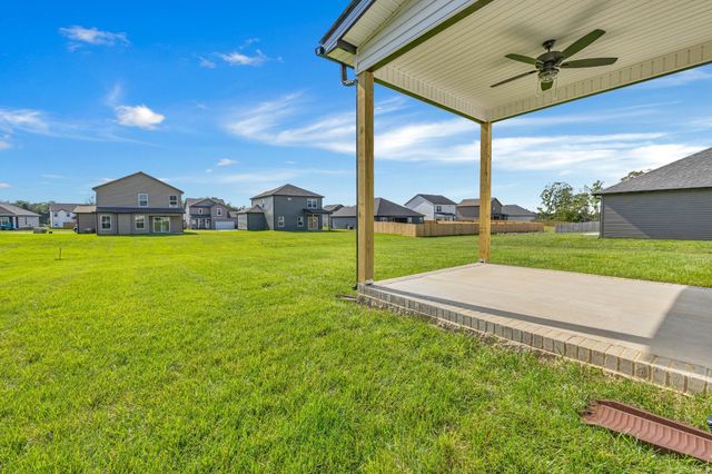 350 Galway Dr, Clarksville, TN 37042