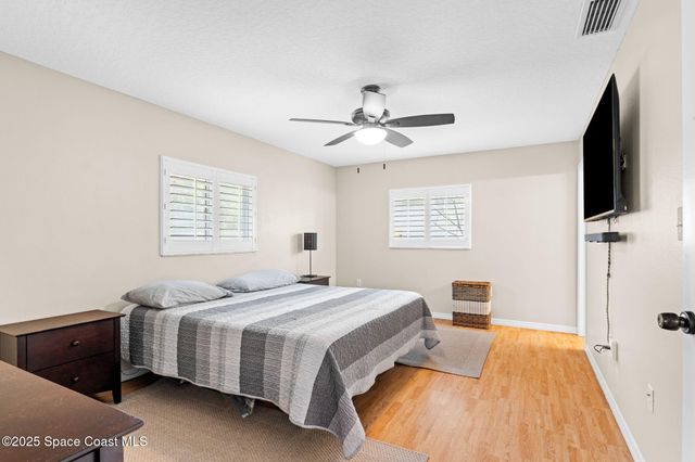 999 Emerald Road SE, Palm Bay, FL 32909