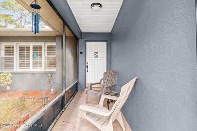 999 Emerald Road SE, Palm Bay, FL 32909