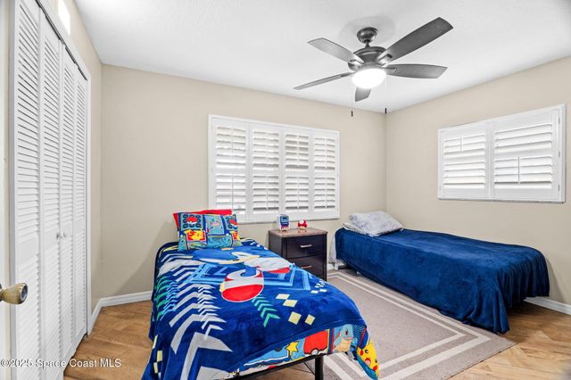 999 Emerald Road SE, Palm Bay, FL 32909