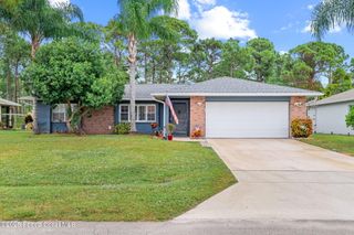 999 Emerald Road SE, Palm Bay, FL 32909