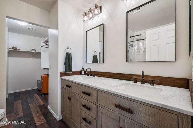 6726 E Sea Horse Road, Tucson, AZ 85756
