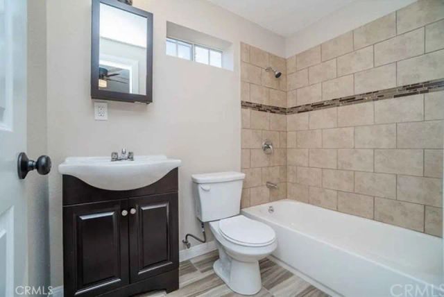 636 W 107th, Los Angeles, CA 90044