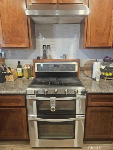 636 W 107th, Los Angeles, CA 90044