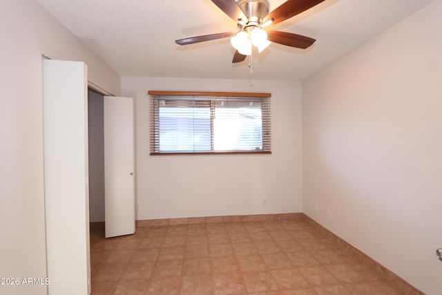 1910 E MANHATTON Drive, Tempe, AZ 85282