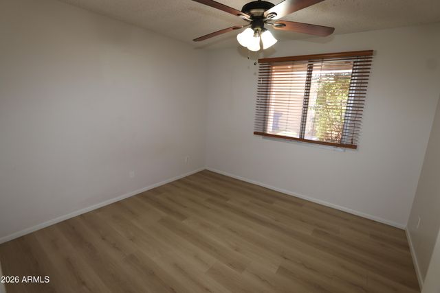 1910 E MANHATTON Drive, Tempe, AZ 85282