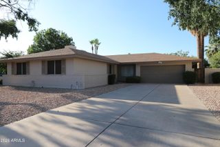 1910 E MANHATTON Drive, Tempe, AZ 85282