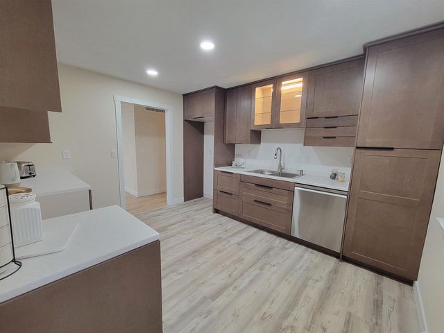 2449 S Dewey Avenue, Beloit, WI 53511