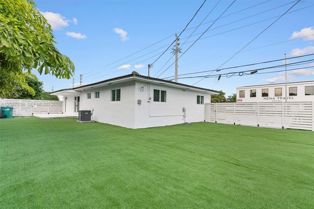 3900 SW 67th Avenue, Miami, FL 33155