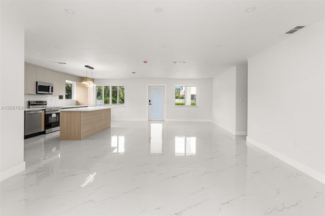 3900 SW 67th Avenue, Miami, FL 33155