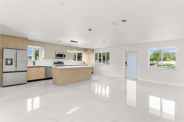 3900 SW 67th Avenue, Miami, FL 33155