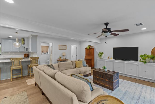 609 Balmoral Drive, Shreveport, LA 71106