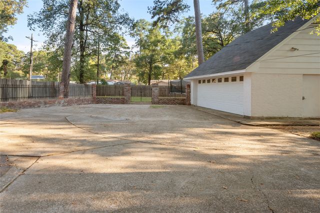 609 Balmoral Drive, Shreveport, LA 71106