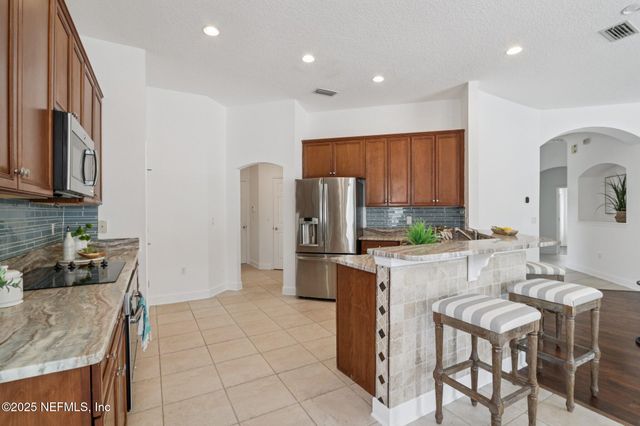 10008 SIFTON Court, Jacksonville, FL 32246