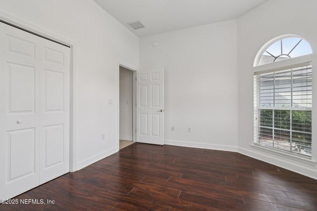 10008 SIFTON Court, Jacksonville, FL 32246