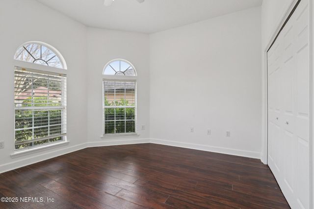 10008 SIFTON Court, Jacksonville, FL 32246