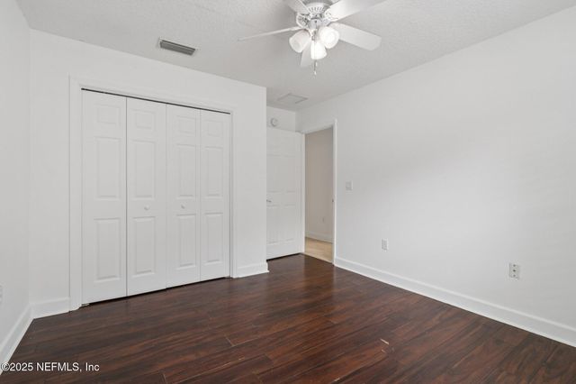 10008 SIFTON Court, Jacksonville, FL 32246