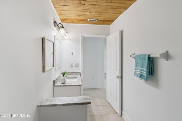 10008 SIFTON Court, Jacksonville, FL 32246