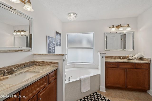 10008 SIFTON Court, Jacksonville, FL 32246